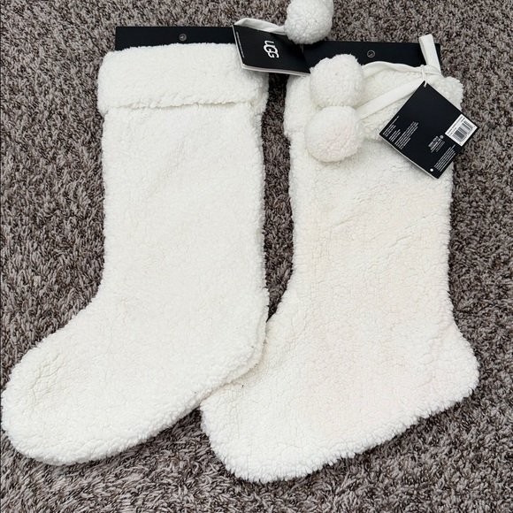 UGG Classic Sherpa Christmas Stocking in Cream set of 2 - Picture 2 of 2